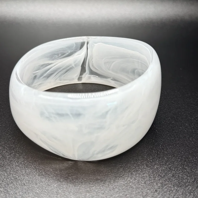 Brazalete ancho – Blanco nacarado