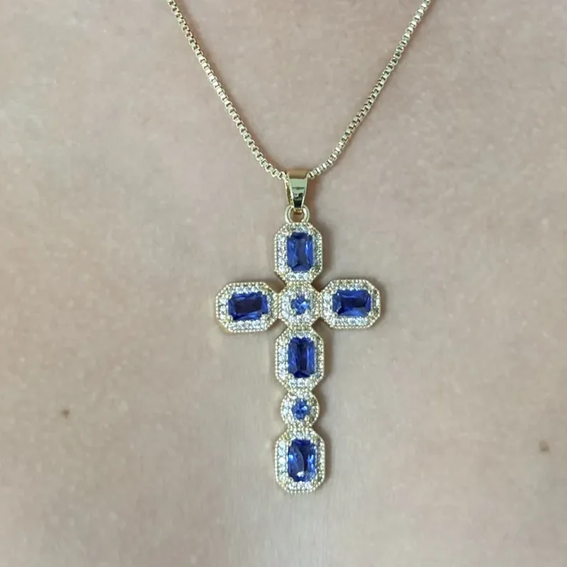 Collar cruz de cristales – Azul zafiro